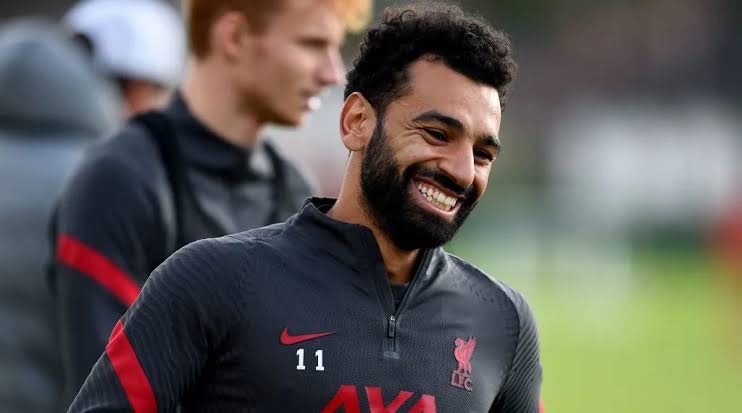 محمد صلاح ينضم لمعسكر المنتخب وفحوصات طبية لتحديد إمكانية مشاركته أمام كينيا