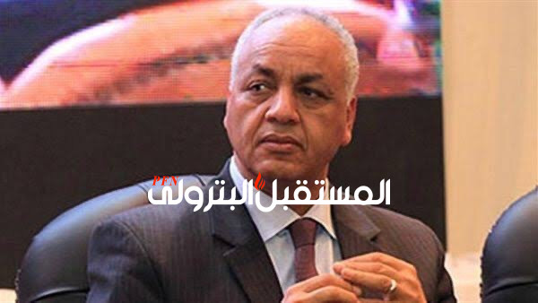 مصطفى بكري يتقدم بطلب إحاطة بشأن مشكلة 450 ألف منتدب بالجهاز الإداري