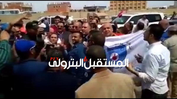 رئيس ابسكو و20 ألف عامل يدلون بأصواتهم في الإنتخابات ويتظاهرون في حب مصر