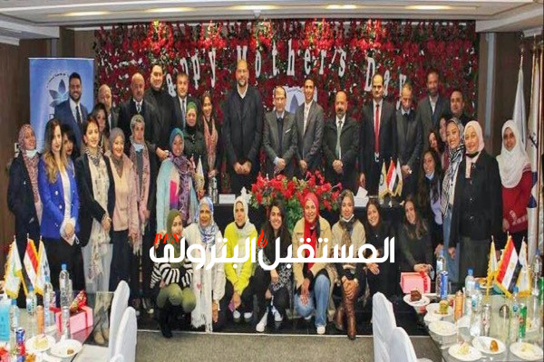 الفرعونية للبترول تكرم الأمهات بالشركة