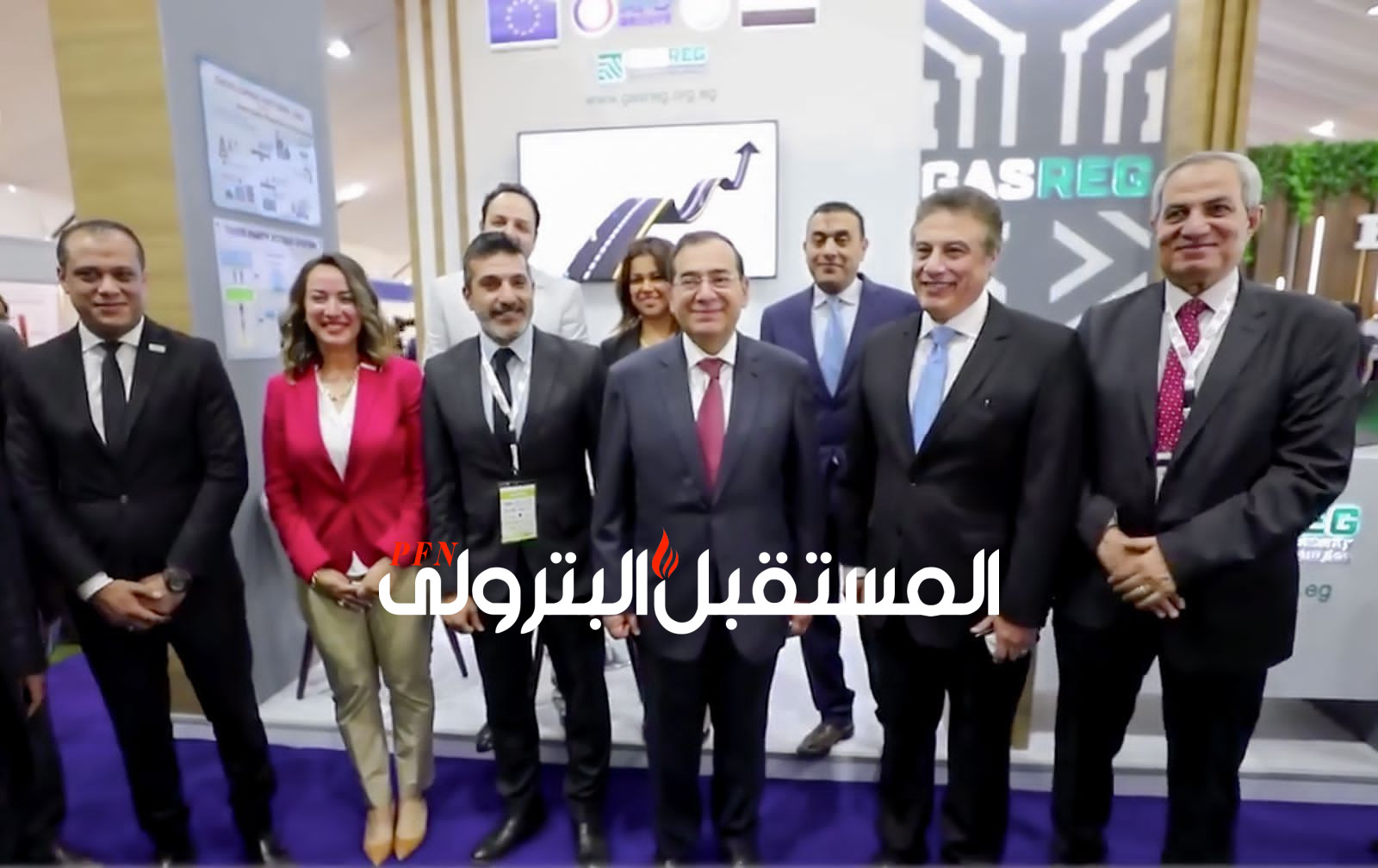 وزير البترول يتفقد جناح GASREG خلال افتتاح EPEEC 2022