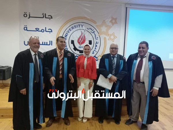 دعاء عبد الوهاب شاكر من نوربيتكو تحصل علي الدكتوراه من جامعه السويس